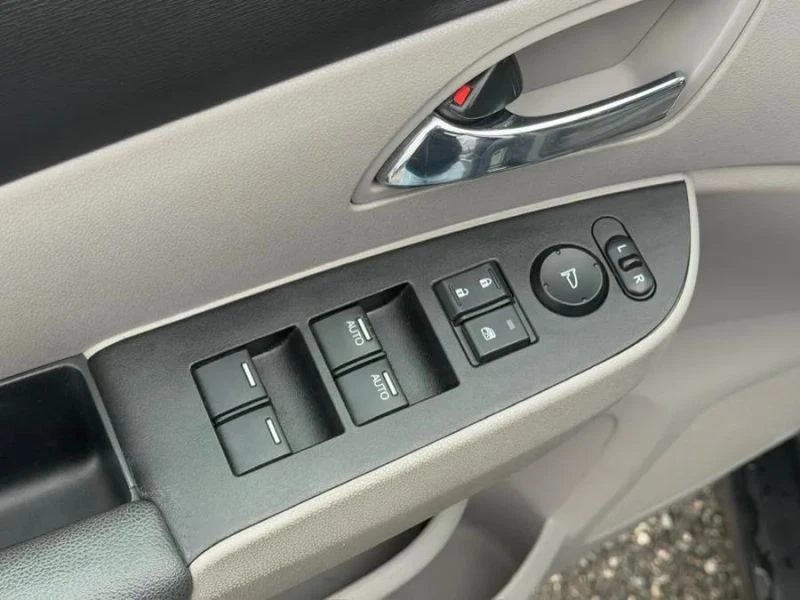 2014 Honda Odyssey - Image 10 of 12