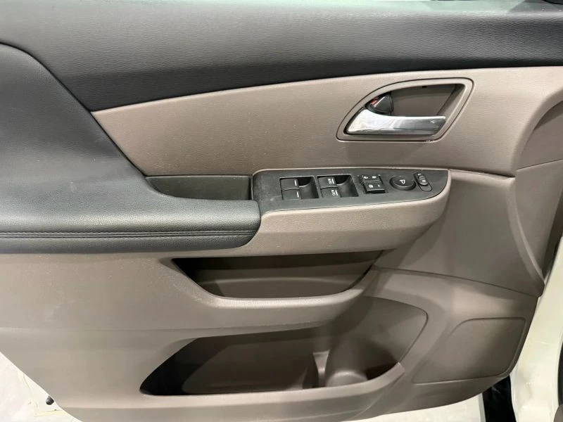 2014 Honda Odyssey - Image 8 of 12
