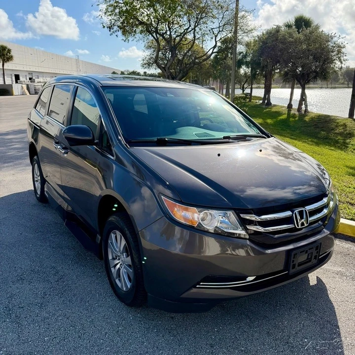 2014 Honda Odyssey - Image 7 of 21