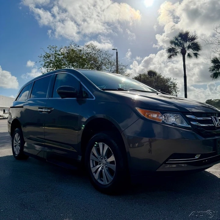 2014 Honda Odyssey - Image 8 of 21