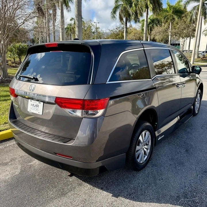 2014 Honda Odyssey - Image 10 of 21