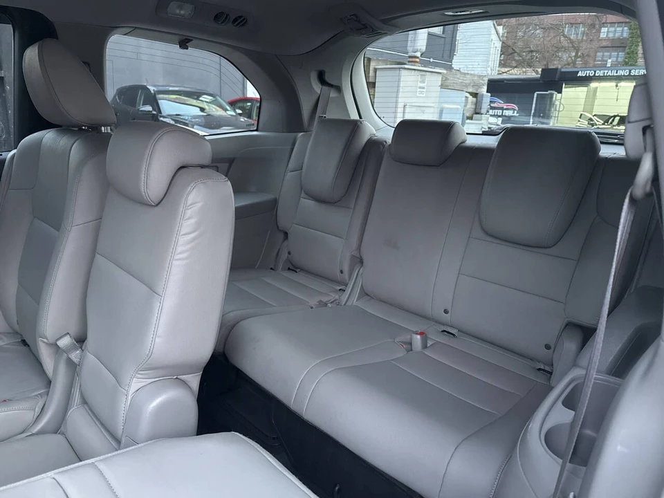2014 Honda Odyssey - Image 20 of 21