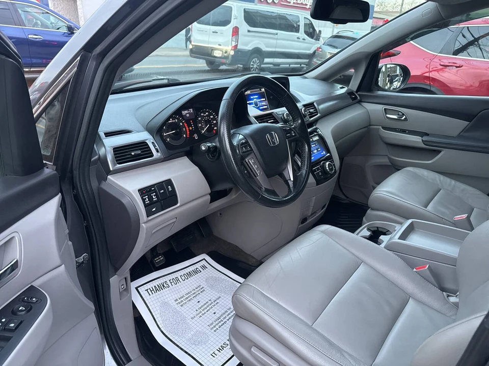 2014 Honda Odyssey - Image 18 of 21