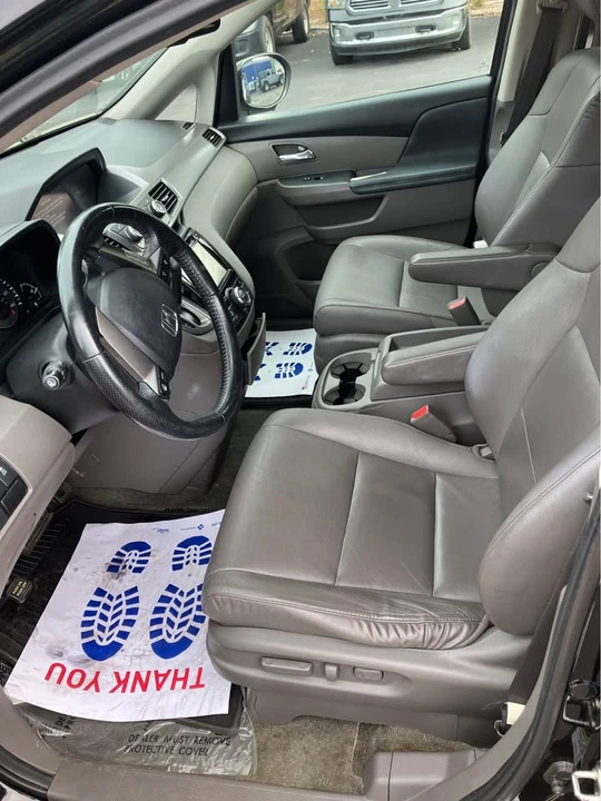 2014 Honda Odyssey - Image 11 of 15
