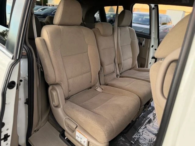 2014 Honda Odyssey - Image 11 of 21