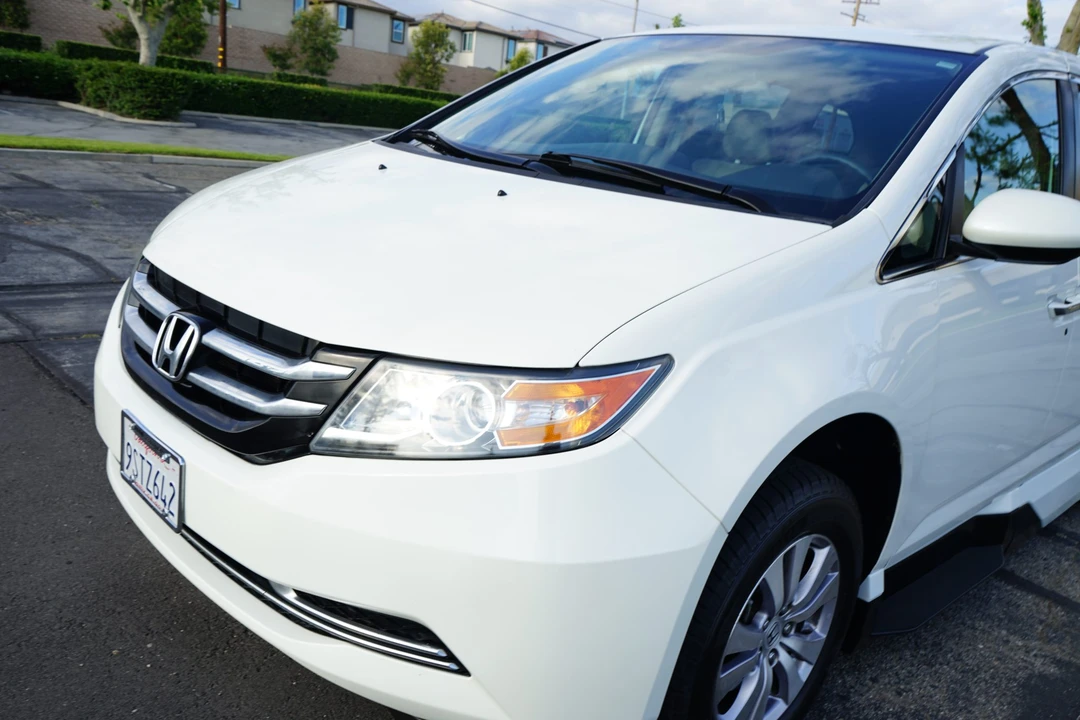 2014 Honda Odyssey - Image 29 of 31