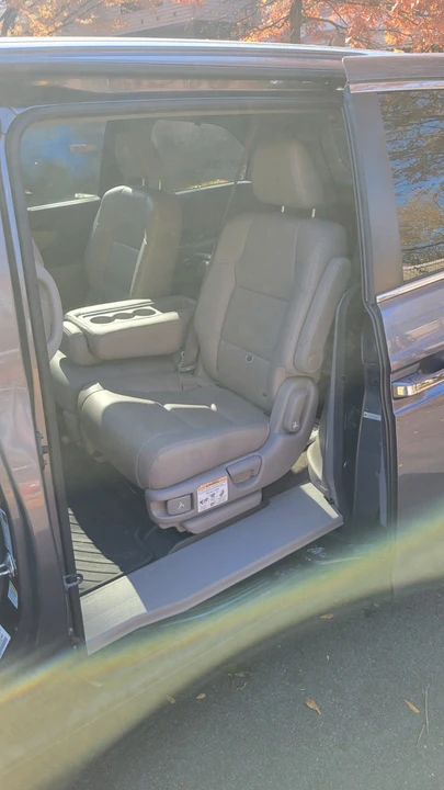 2014 Honda Odyssey - Image 11 of 21