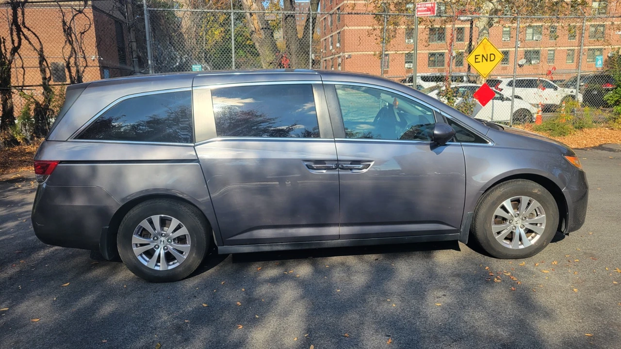 2014 Honda Odyssey - Image 7 of 21