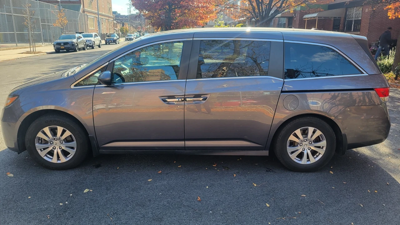 2014 Honda Odyssey - Image 3 of 21