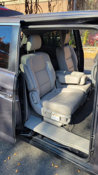 2014 Honda Odyssey - Image 12 of 21