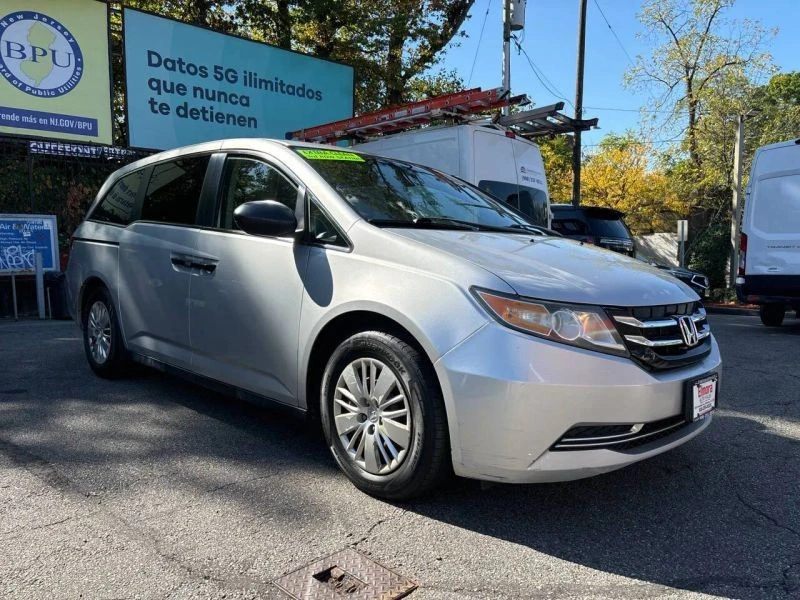2014 Honda Odyssey - Image 3 of 12