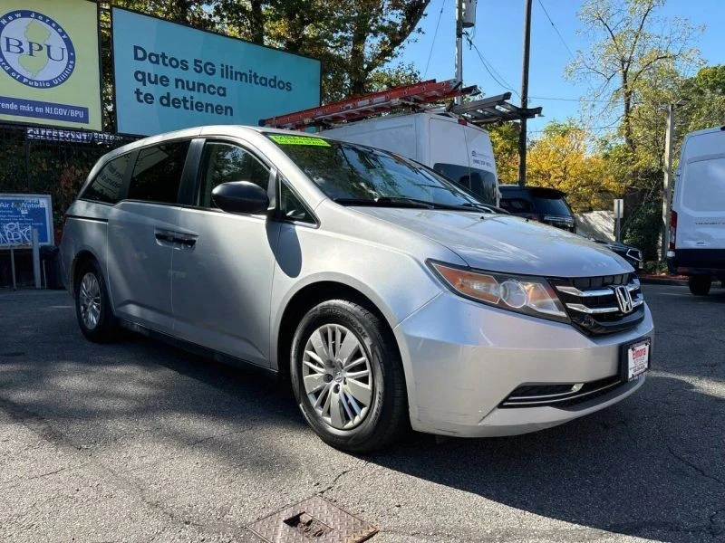 2014 Honda Odyssey - Image 3 of 12