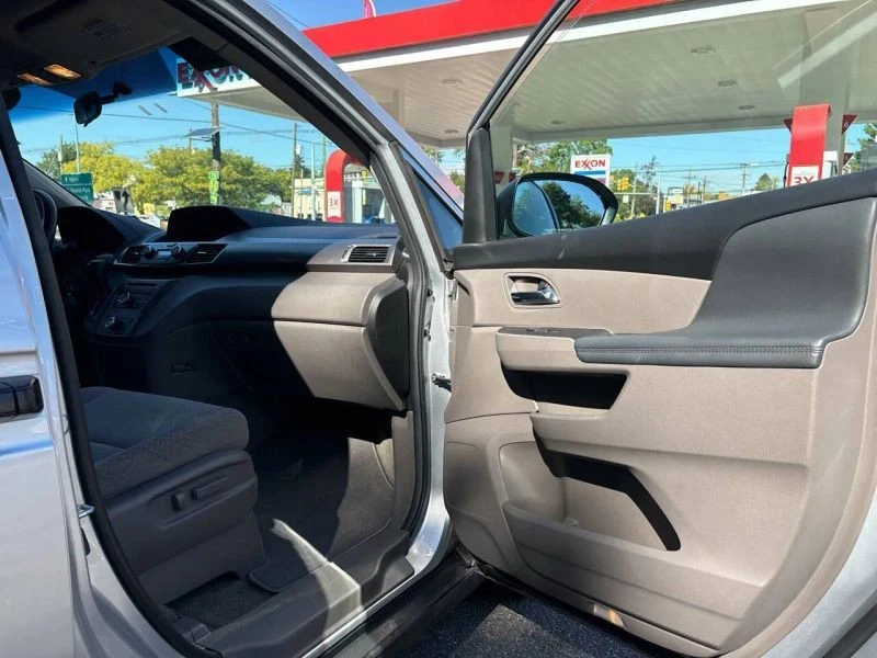 2014 Honda Odyssey - Image 7 of 12