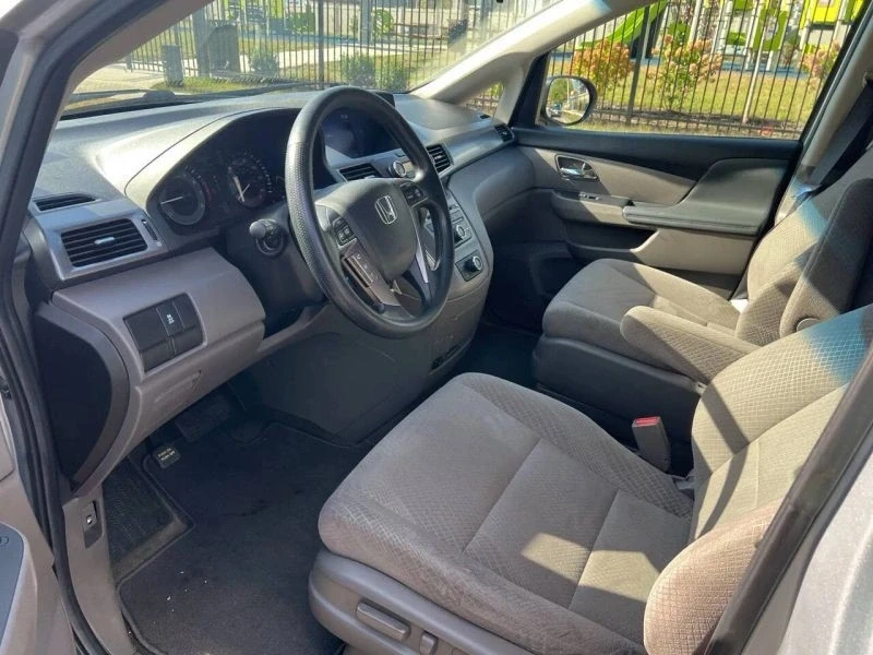 2014 Honda Odyssey - Image 9 of 12