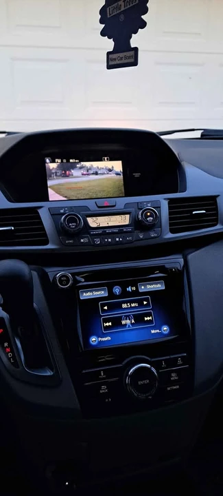 2014 Honda Odyssey - Image 3 of 12