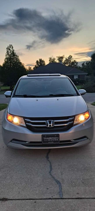 2014 Honda Odyssey - Image 2 of 12