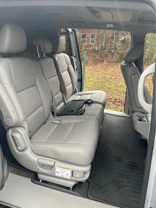 2014 Honda Odyssey - Image 12 of 16