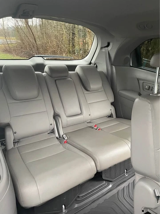 2014 Honda Odyssey - Image 13 of 16