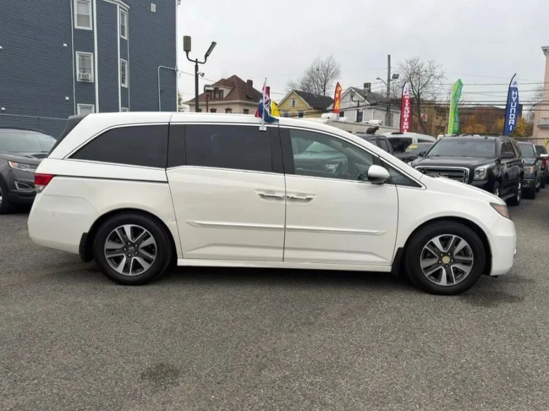2014 Honda Odyssey - Image 8 of 12
