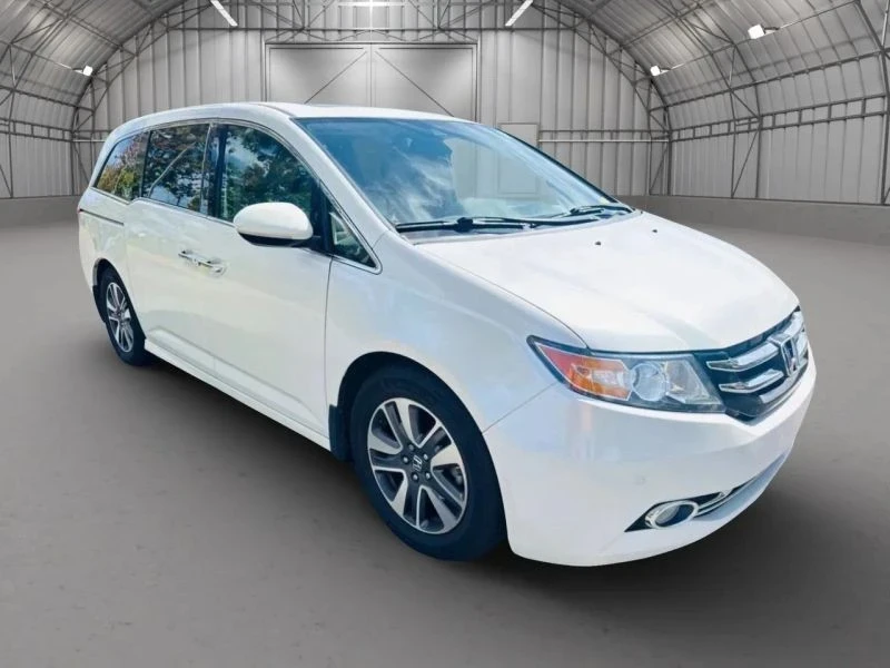 2014 Honda Odyssey - Image 2 of 9