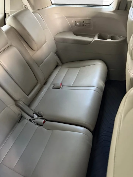 2014 Honda Odyssey - Image 2 of 10