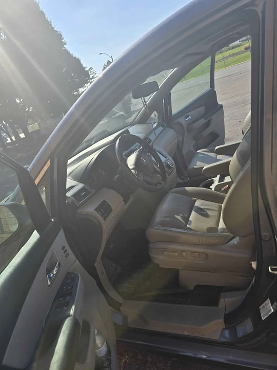 2014 Honda Odyssey - Image 12 of 16