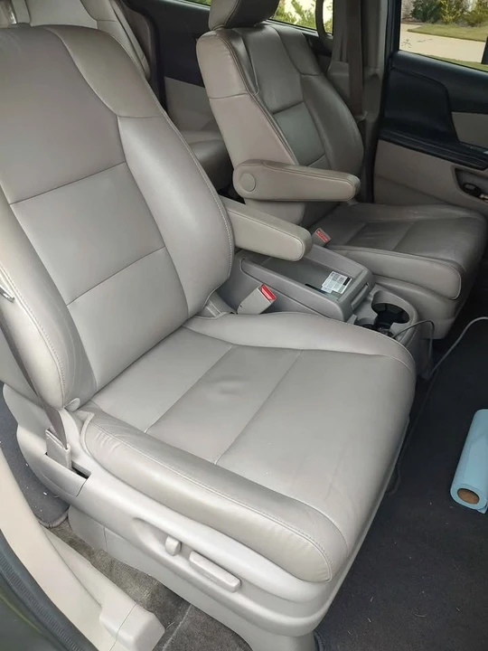 2014 Honda Odyssey - Image 15 of 17