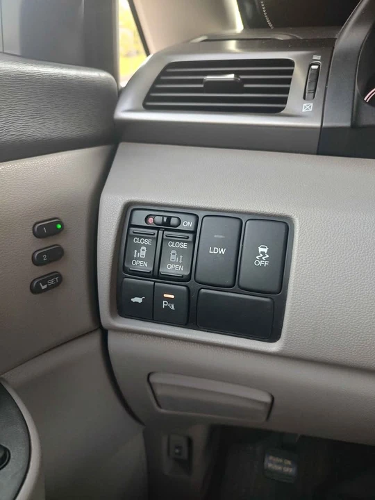 2014 Honda Odyssey - Image 13 of 17
