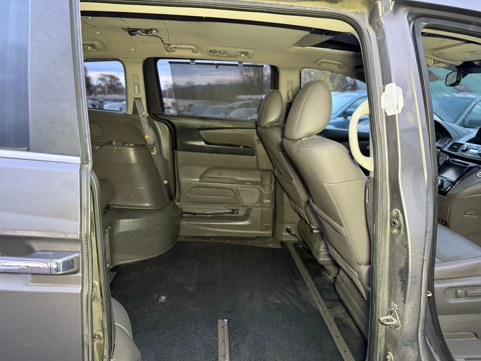 2014 Honda Odyssey - Image 16 of 18