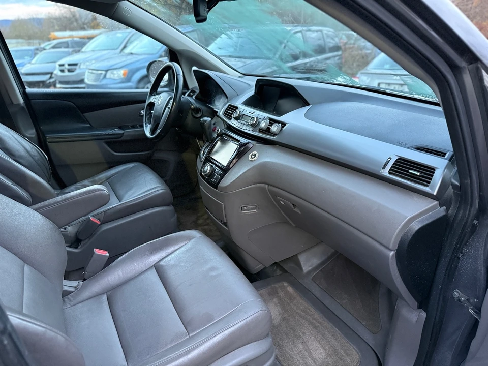 2014 Honda Odyssey - Image 14 of 18