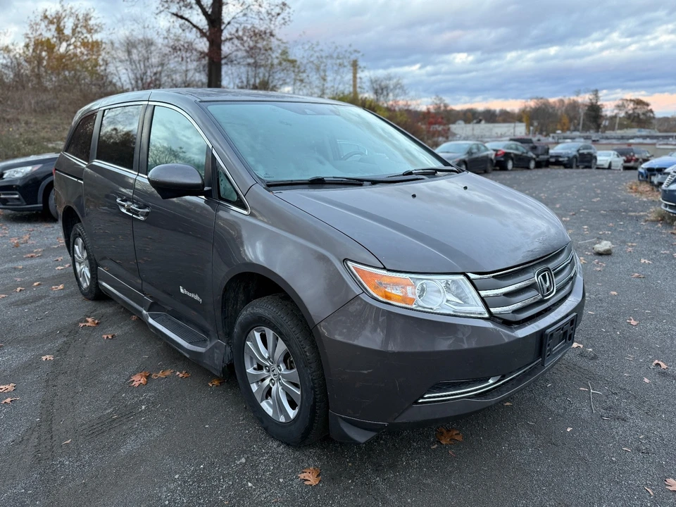 2014 Honda Odyssey - Image 8 of 18