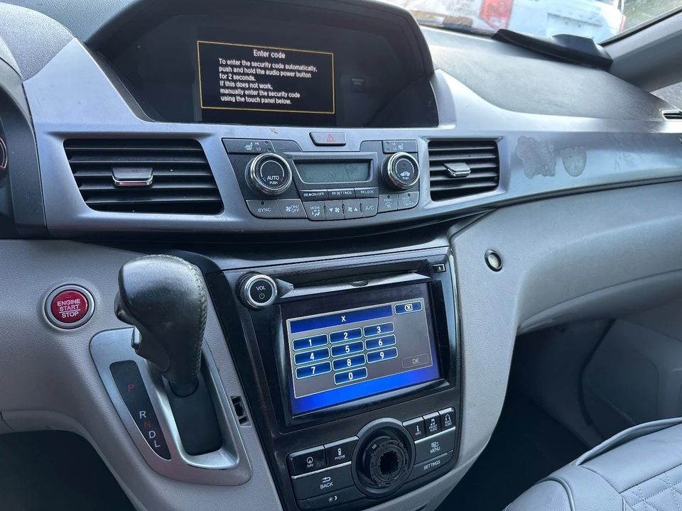 2014 Honda Odyssey - Image 13 of 21