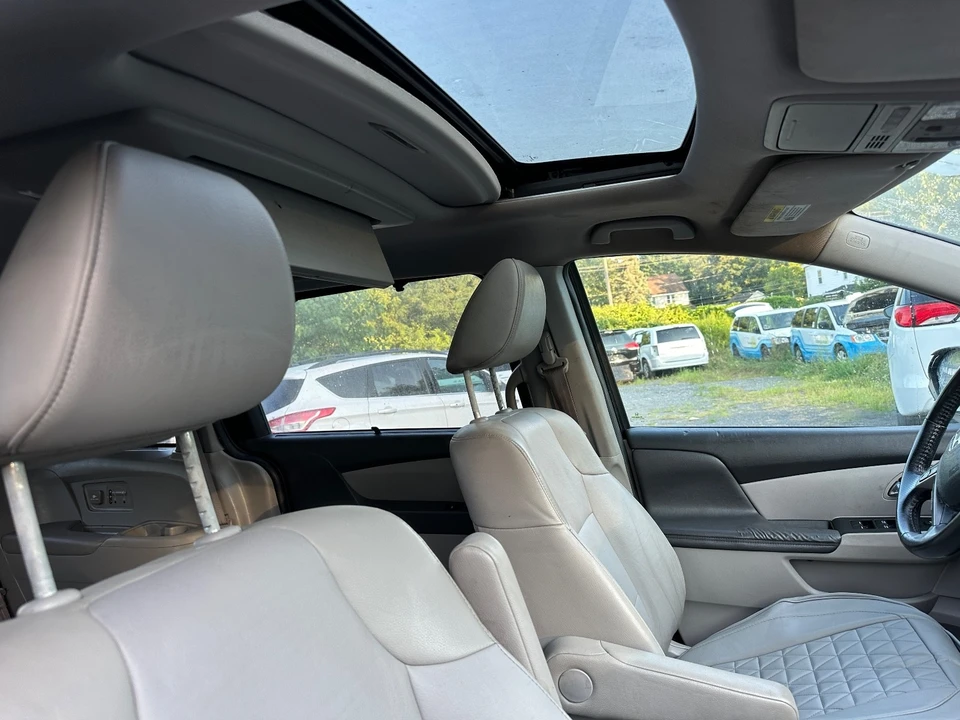 2014 Honda Odyssey - Image 17 of 21