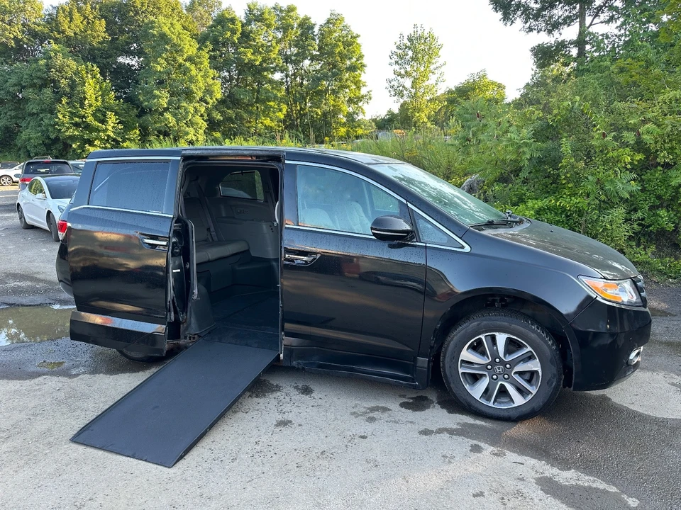 2014 Honda Odyssey - Image 19 of 21