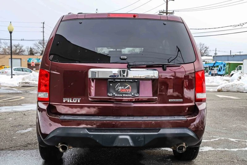 2014 Honda Pilot 2nd Gen - Image 5 of 12