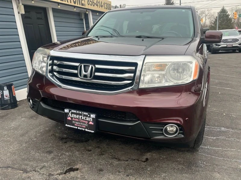2014 Honda Pilot 2nd Gen - Image 2 of 12