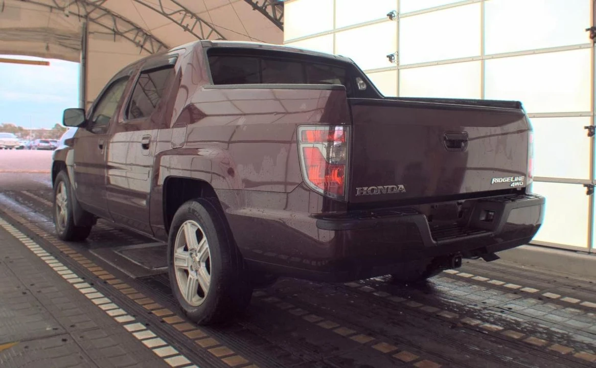 2014 Honda Ridgeline 1st Gen - Image 6 of 10