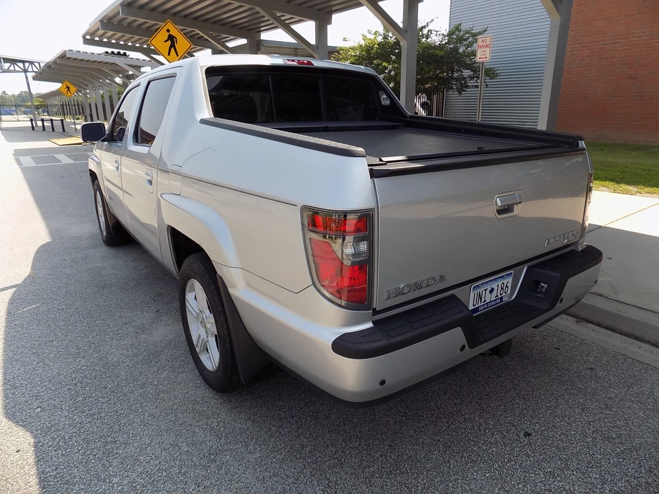 2014 Honda Ridgeline 1st Gen - Image 7 of 31