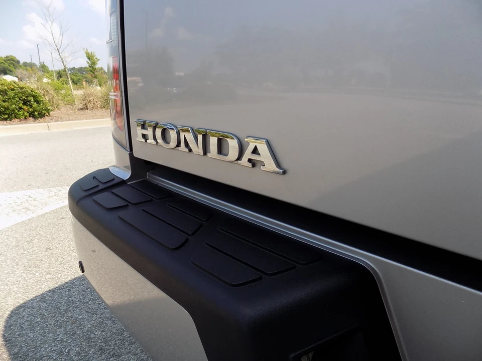 2014 Honda Ridgeline 1st Gen - Image 23 of 31