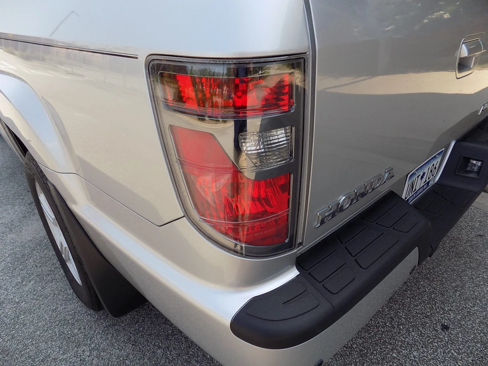 2014 Honda Ridgeline 1st Gen - Image 16 of 31