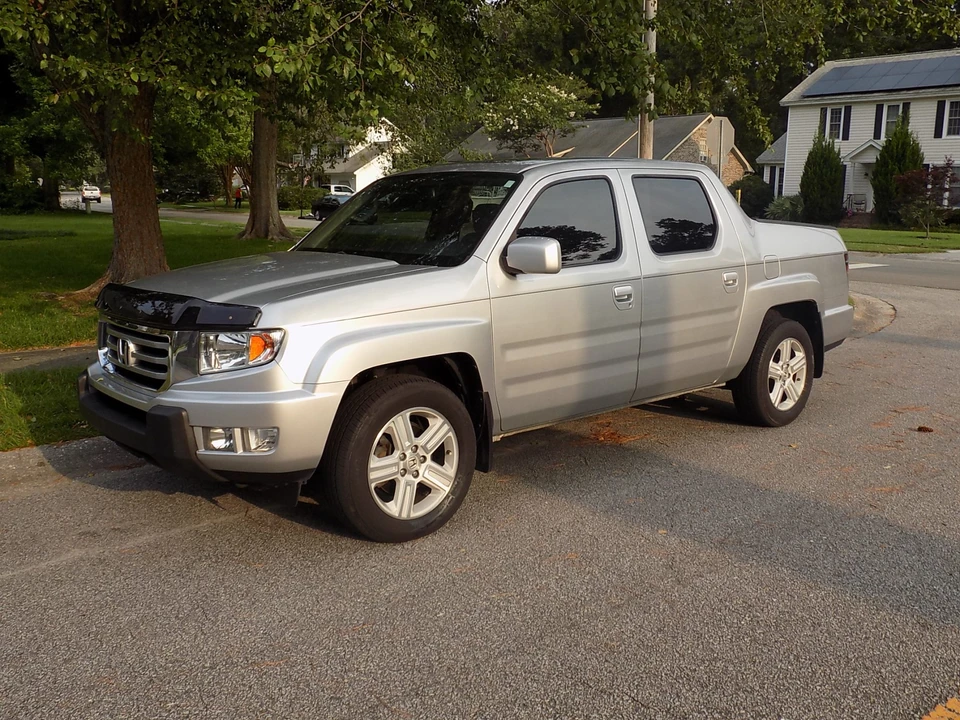 2014 Honda Ridgeline 1st Gen - Image 4 of 31