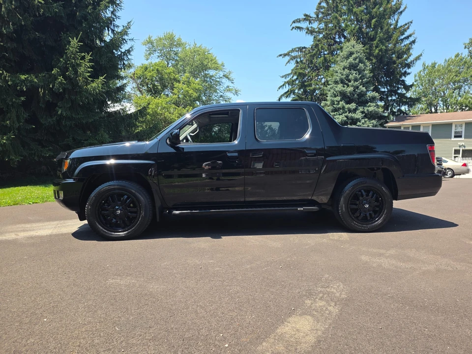 2014 Honda Ridgeline 1st Gen - Image 13 of 31