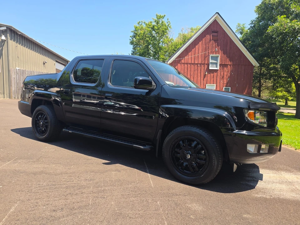 2014 Honda Ridgeline 1st Gen - Image 3 of 31