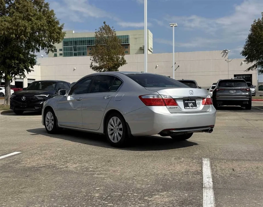 2014 Honda Accord 9th Gen - Image 4 of 9