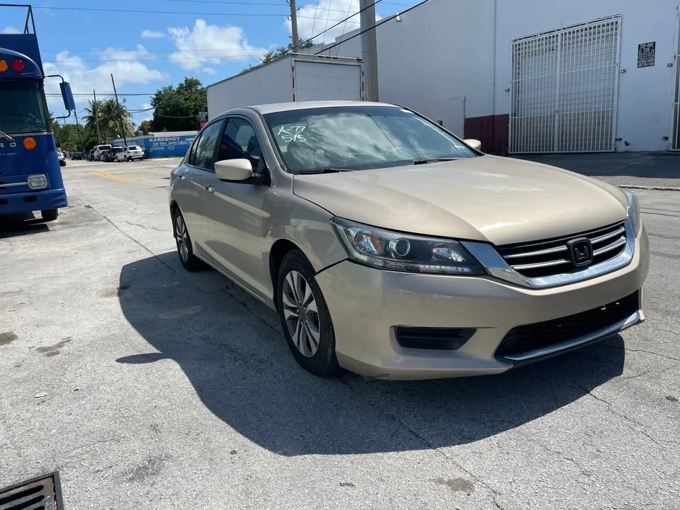 2014 Honda Accord 9th Gen - Image 6 of 11