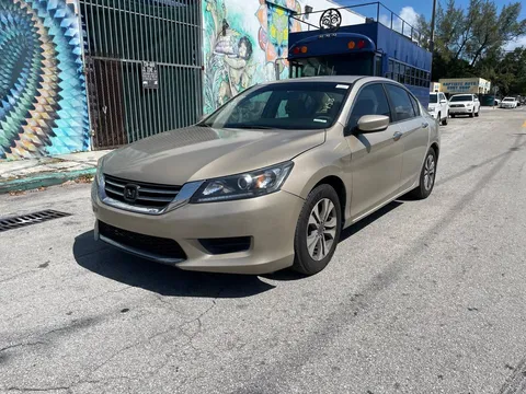 2014 Honda Accord 9th Gen - Image 2 of 11