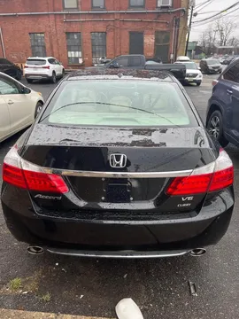 2014 Honda Accord 9th Gen - Image 2 of 12