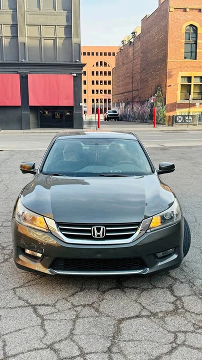 2014 Honda Accord 9th Gen - Image 1 of 5