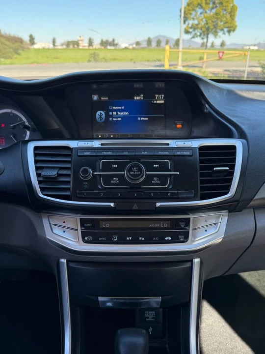 2014 Honda Accord 9th Gen - Image 6 of 13