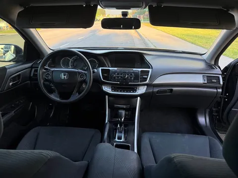 2014 Honda Accord 9th Gen - Image 4 of 11